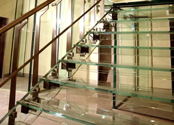 Стеклянные лестницы